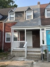 Building Photo - 1211 Johnson St