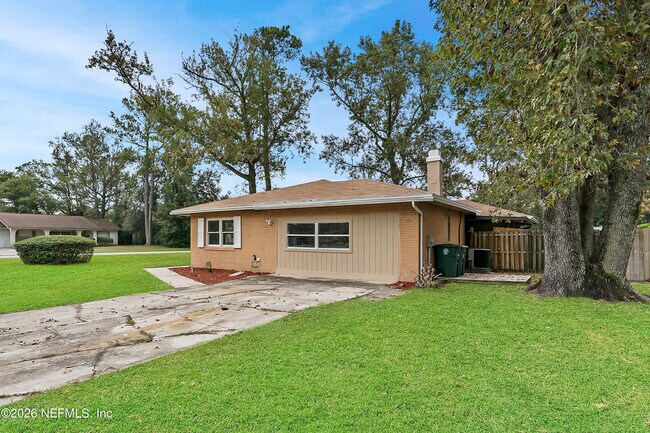 Building Photo - 7804 Jolliet Dr