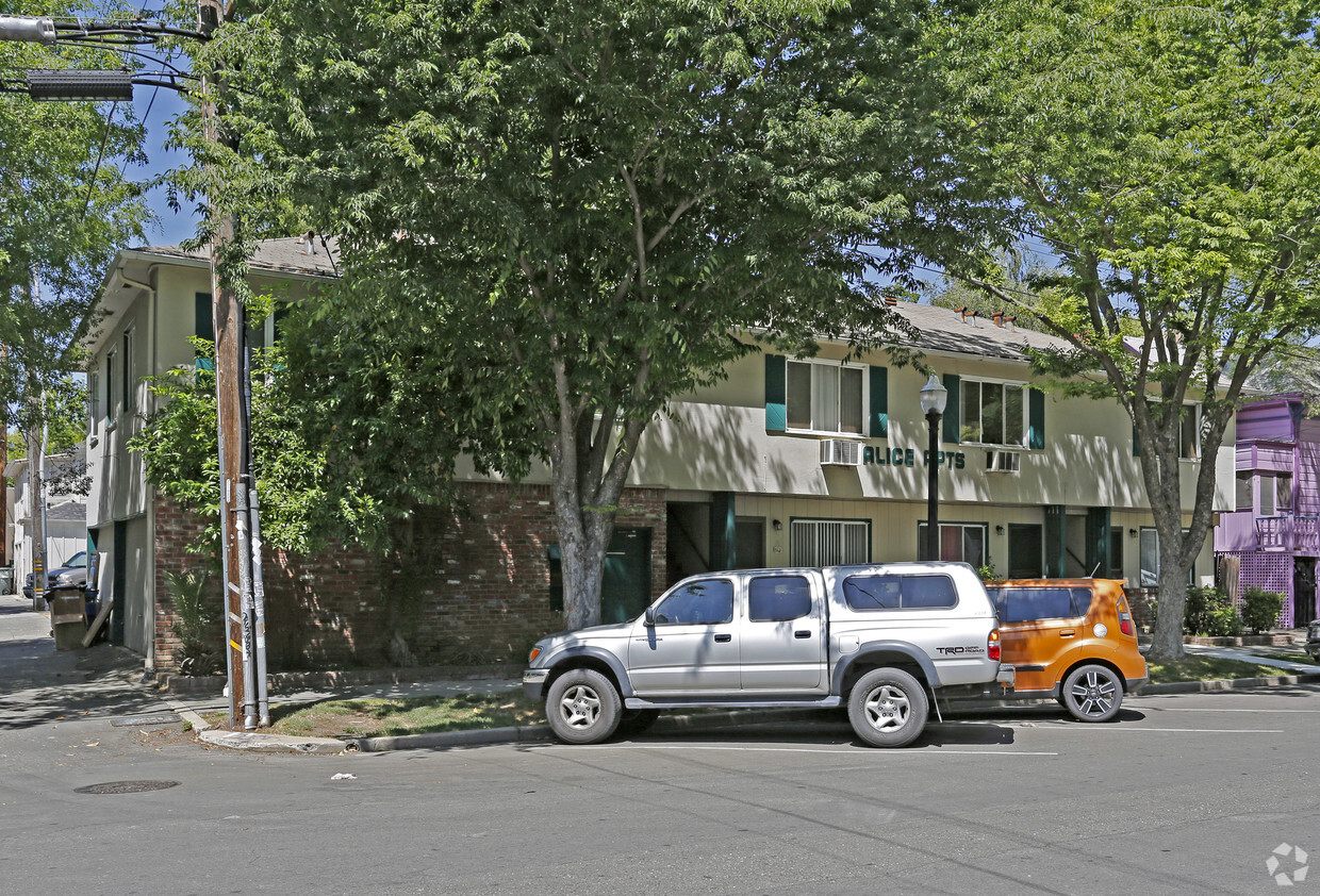 Primary Photo - Alice Apartments