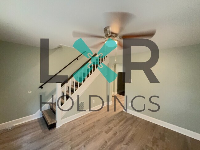 Foto del edificio - 1236 Clover Ln