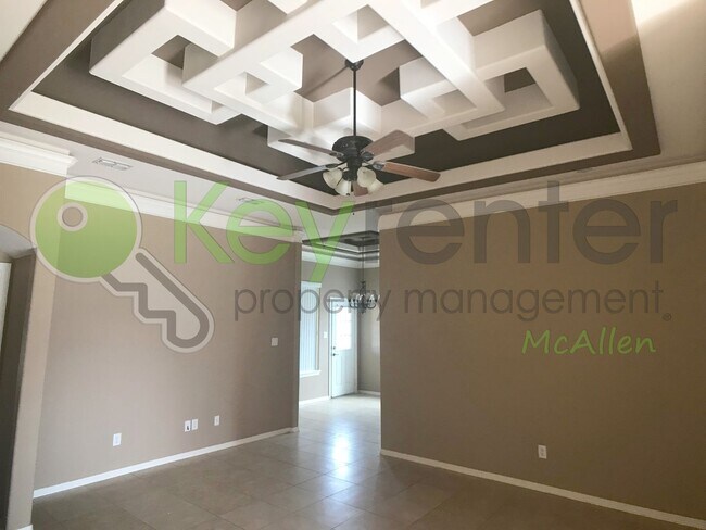 Building Photo - 3Bed/2Bath Edinburg TX ( Russel and Mccoll )