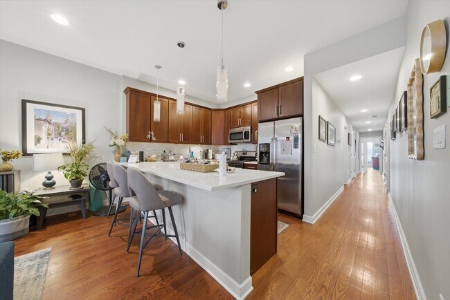 Foto del edificio - 2114 W Rice St
