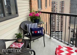 Building Photo - 2 br, 1 bath Condo - 78 10th St E Unit 2404