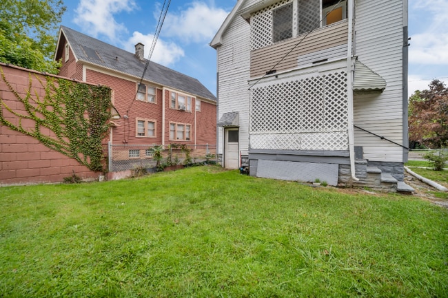 Photo - 2826 E 124th St Apartment