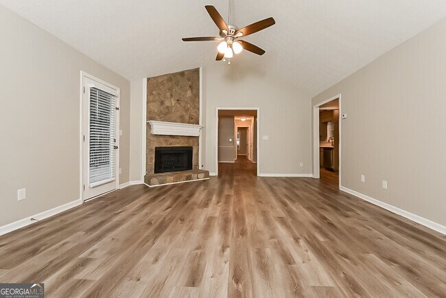 Building Photo - 709 Miami Ct