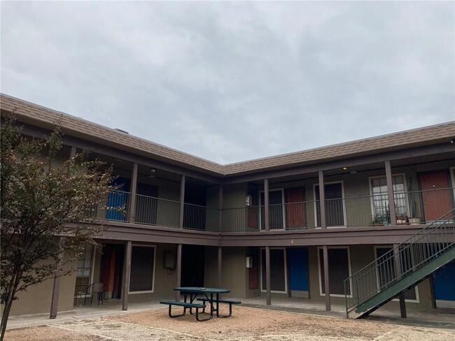 Building Photo - 4709 Harmon Ave