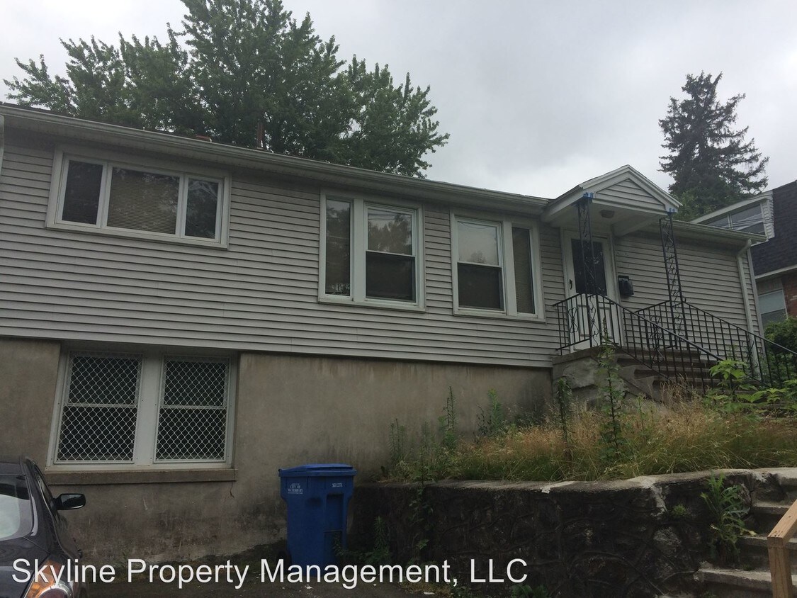 101 Robbins St, Waterbury, CT 06708 House Rental in Waterbury, CT