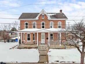 Building Photo - 1001 Pope Ave