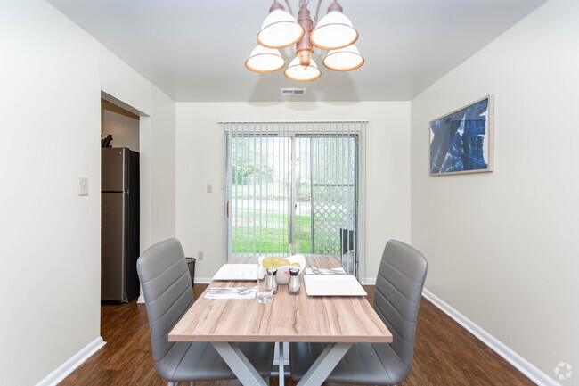 Townhome Formal Dining Room - Southgate Apartments