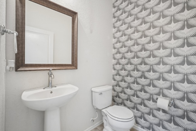 Building Photo - 27458 Camino Tower