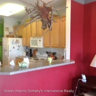 Foto del edificio - 33156 N Village Loop