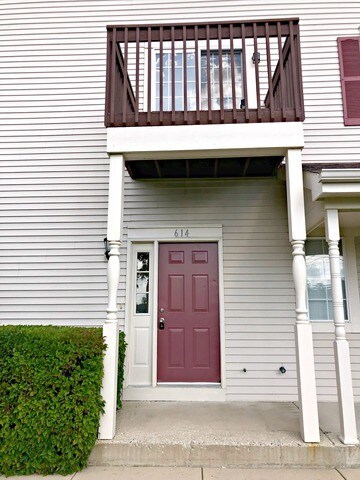 Building Photo - 614 Foxridge Dr