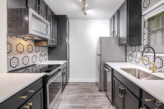 Renovated Kitchens! - Tramor at Hunter's Glen