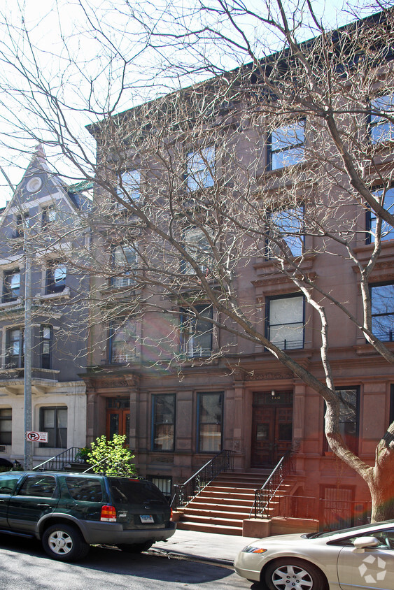 Building Photo - 138 W 82nd St