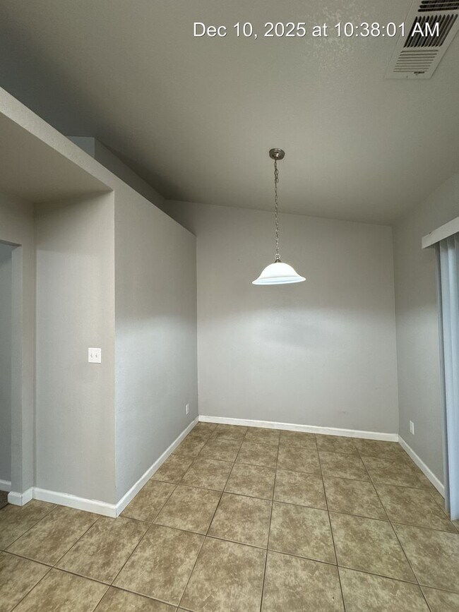 Foto del edificio - 3 Bedroom Home Coming Soon! January 1st!