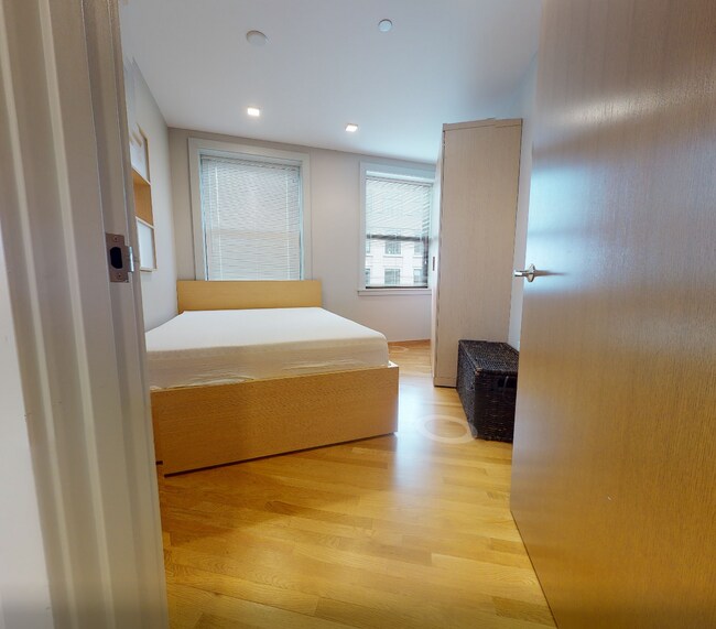 Foto del edificio - 8 Story St