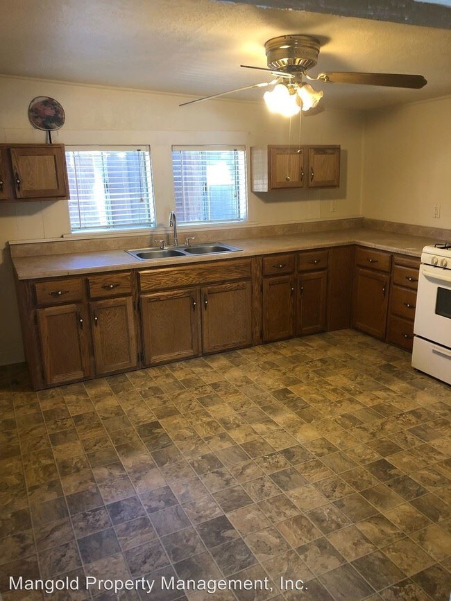 Building Photo - 3 br, 1 bath House - 360 Bridgevale Road