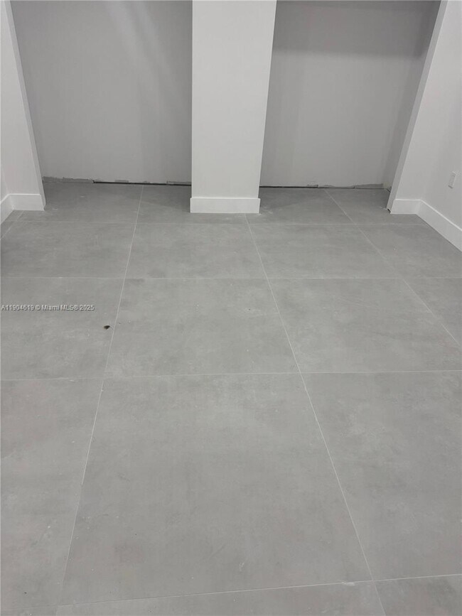 Foto del edificio - 9410 SW 55th St