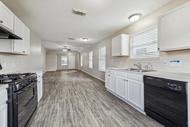 Foto del edificio - 1435 Glasholm Dr