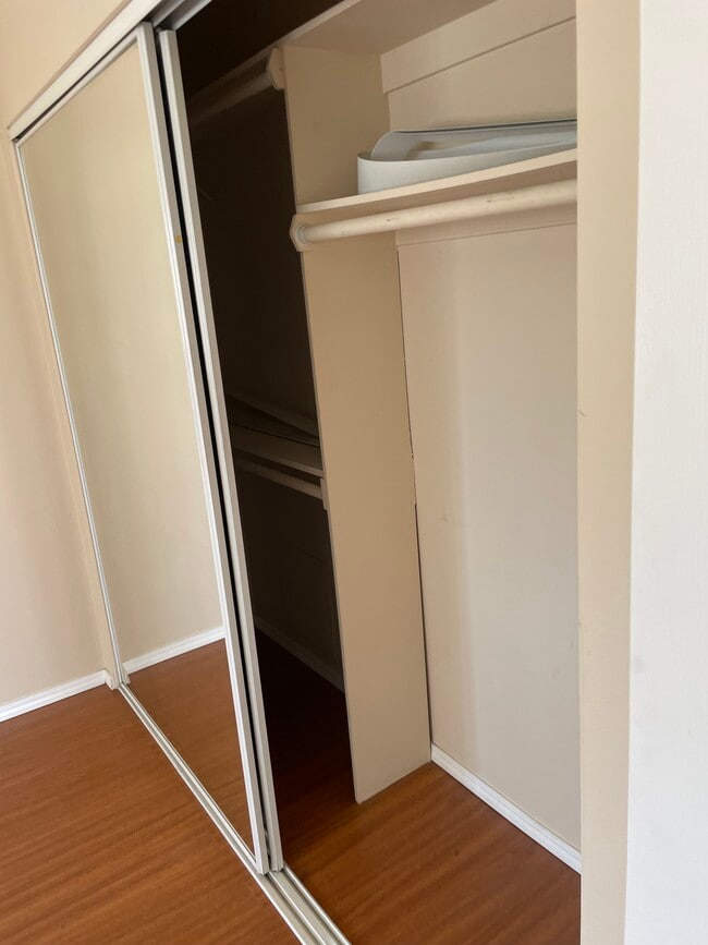 Building Photo - 11252 Peach Grove St