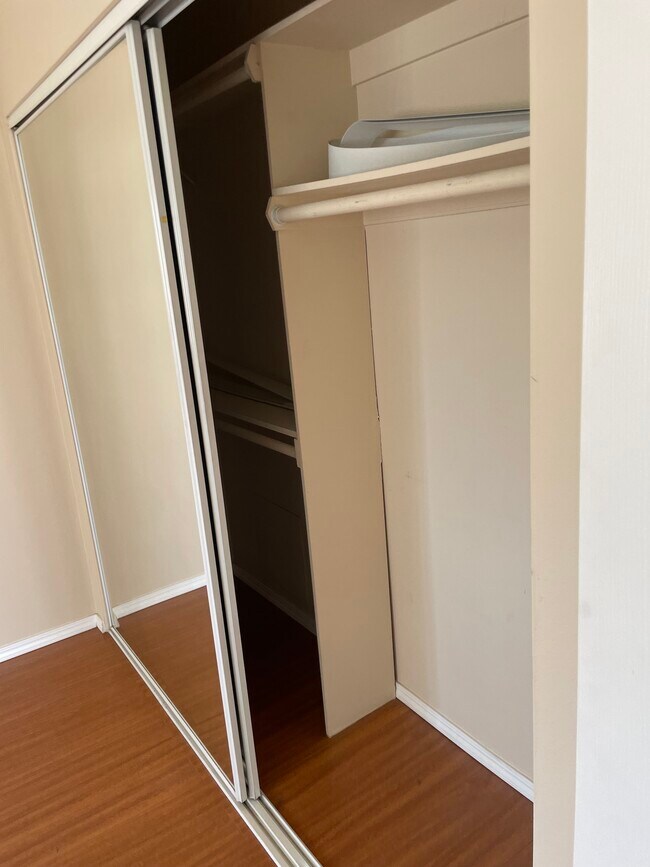 Foto del edificio - 11252 Peach Grove St