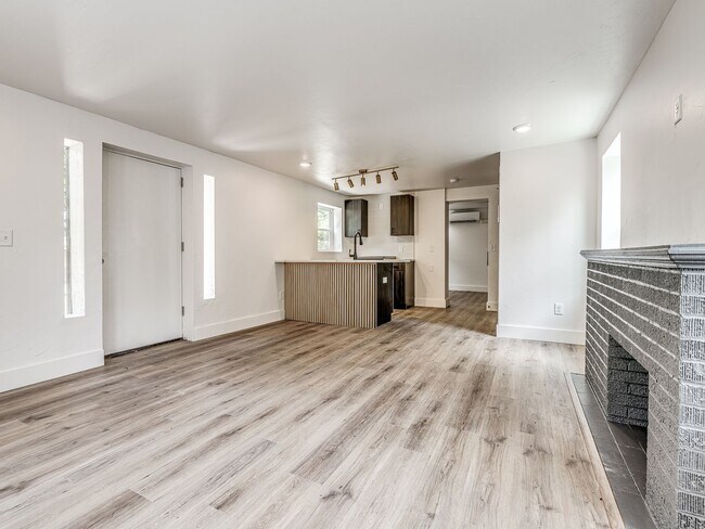 Foto del edificio - 3420 NW 16th St
