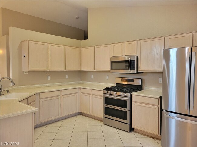 Building Photo - 1152 Founders Ct