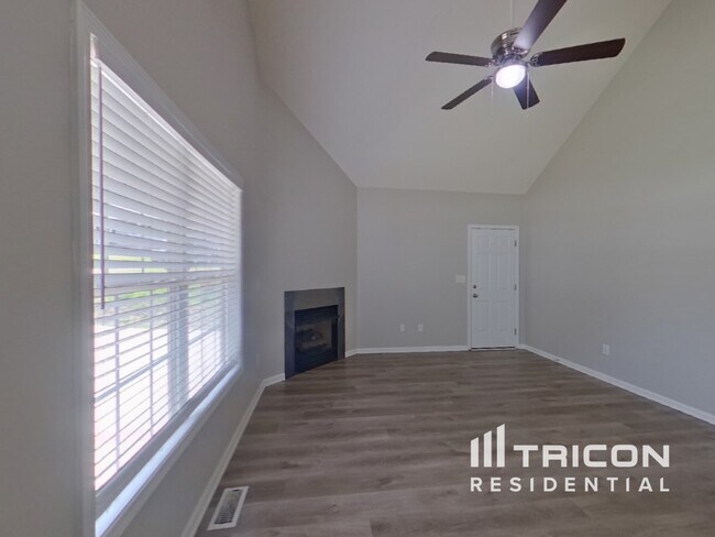 Building Photo - 225 Joes Ct