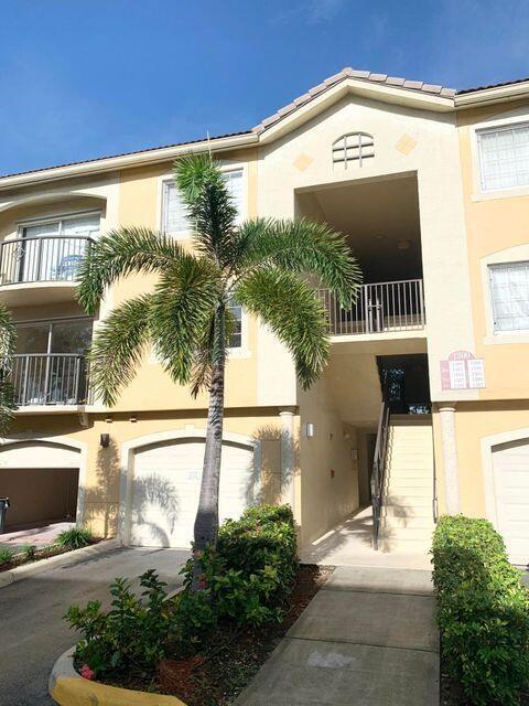 Foto del edificio - 1400 Crestwood Ct S
