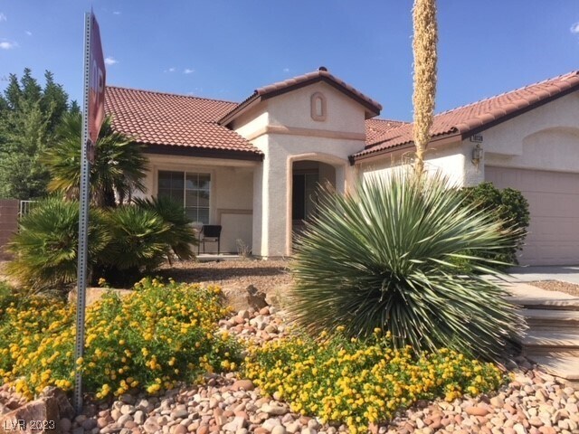 Foto del edificio - 10138 James Harbin Ave