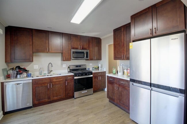 Foto del edificio - 147 Grady Dr