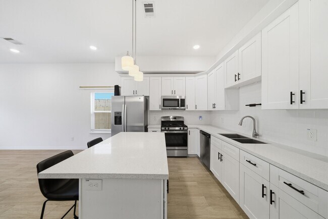 Foto del edificio - 4615 Ireland St