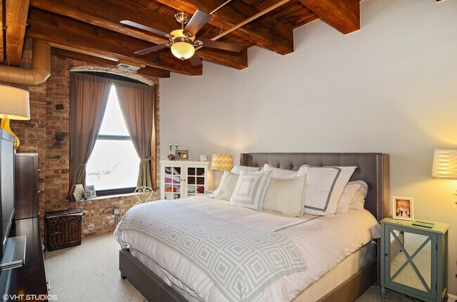 Foto del edificio - 520 W Huron St