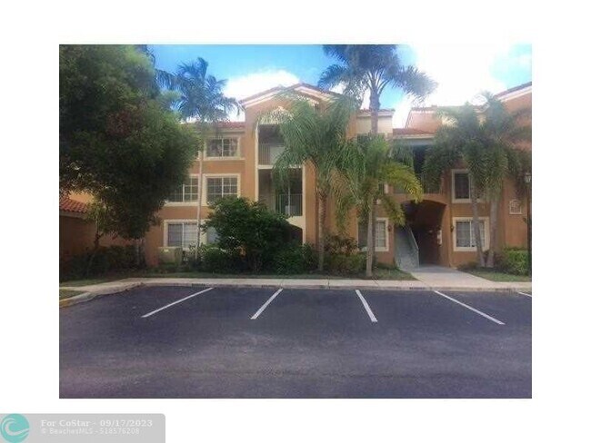 Foto del edificio - 4820 N State Rd 7