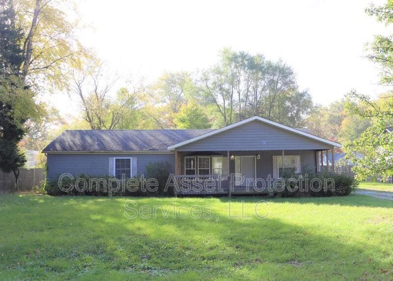 4427 W 51st Ave, Griffith, IN 46319 House Rental in Griffith, IN