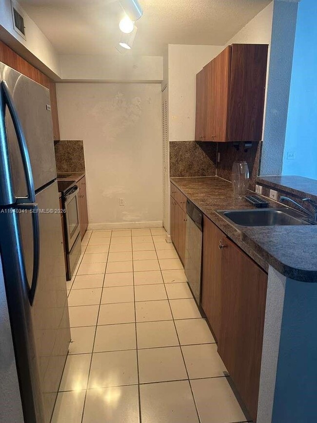 Foto del edificio - 15460 SW 284th St