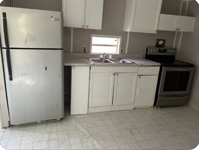 Foto del edificio - New Home Available! Rent this 2 Bedroom ho...