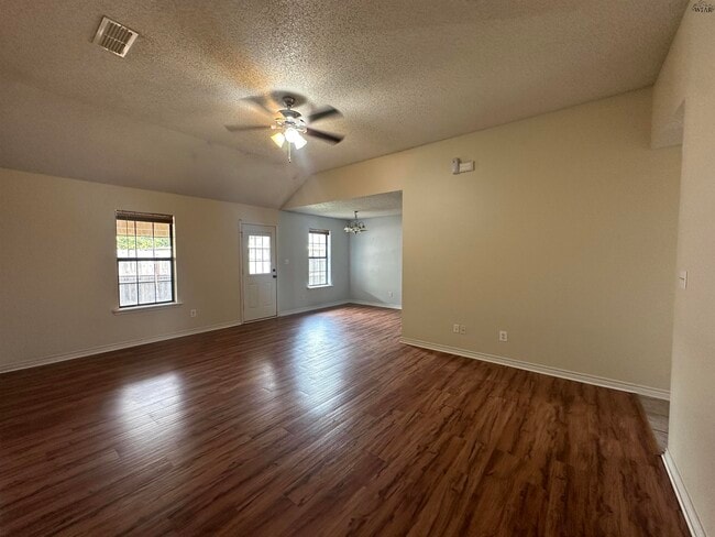 Building Photo - 4314 Grandview W
