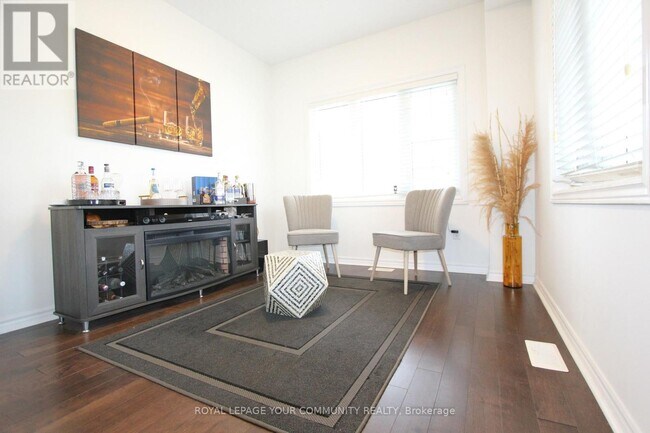 Building Photo - 109 Glendower Crescent