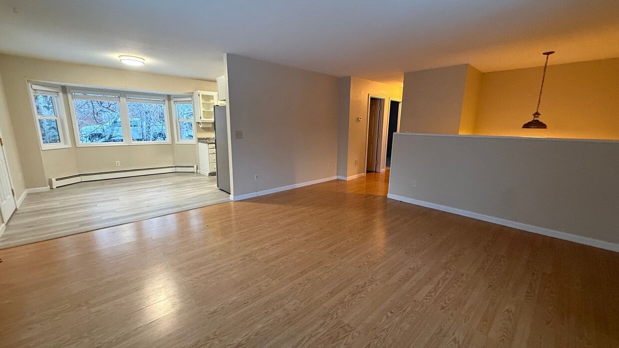 Primary Photo - A spacious (4) bedroom corner lot home in Chugiak!