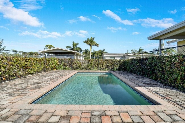 Foto del edificio - 2777 SE Normand St