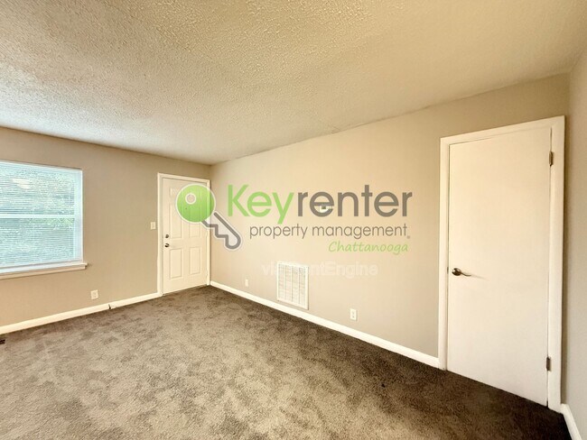 Foto del edificio - 305 Sunrise Ln