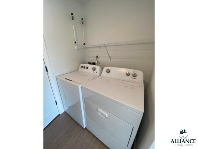 Building Photo - Arvada Apartments - Newest Construction Bu...