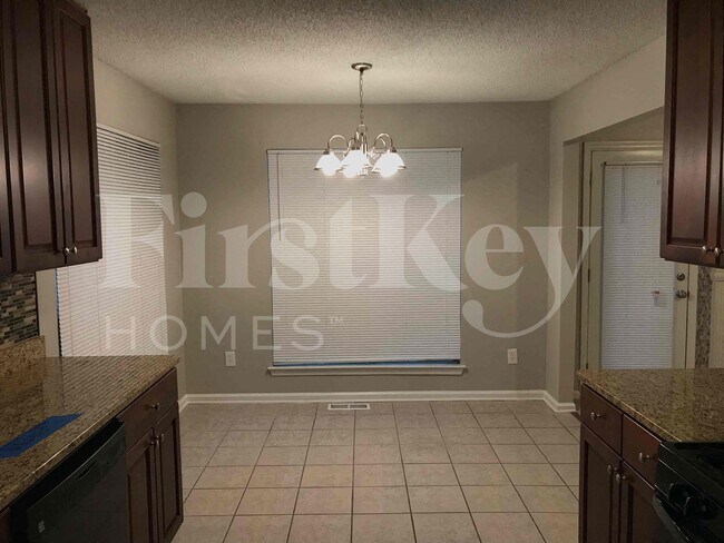 Foto del edificio - 120 Cinnamon Fern Cir