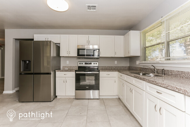 Building Photo - 426 N Marchand Avenue, Gonzales, LA, 70737