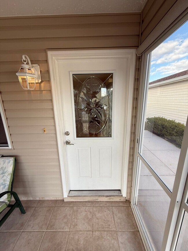 Foto del edificio - ANNUAL Rental in The Village of Piedmont - UNFURNISHED - 2 Bedroom 2 Bath Patio Villa, with pond ...