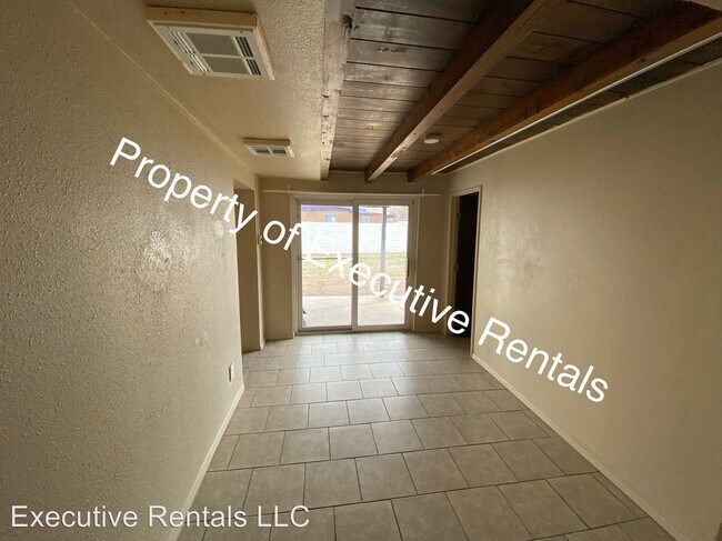Foto del edificio - 4 br, 1.5 bath House - 1801 Calle De Suenos