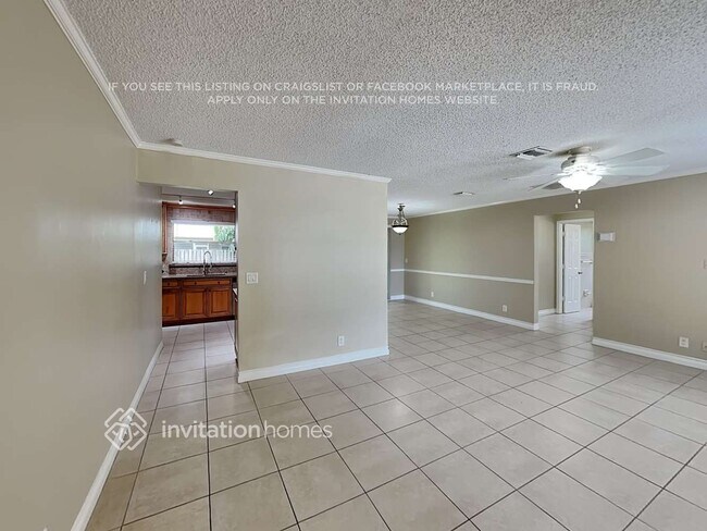 Building Photo - 12169 Sycamore Ln