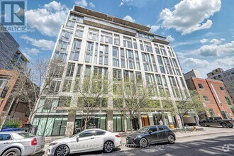 Building Photo - 32-632 Camden St