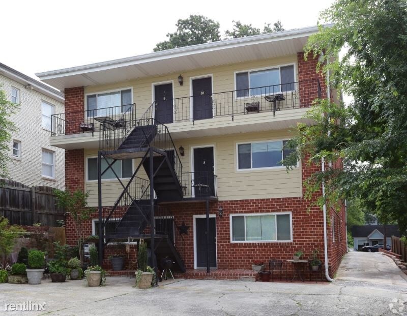 2982 N Fulton Dr NE, Atlanta, GA 30305 Room for Rent in Atlanta, GA